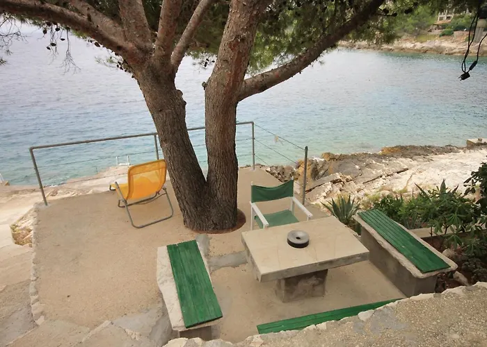 Apartment By The Sea Prigradica, Korcula - 9140 *